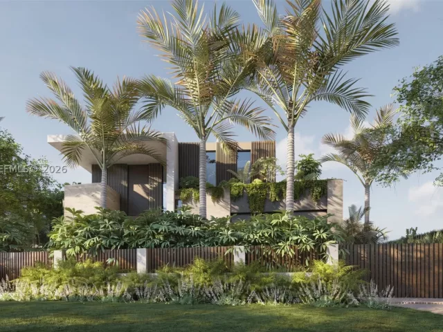 6-bedroom home for sale in Bal Harbour - 96 Bal Cross Dr - MondialRealty
