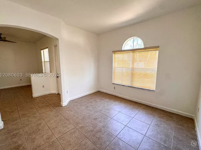 4-bedroom home for sale in Homestead - 1770 SE 18th Ter - MondialRealty