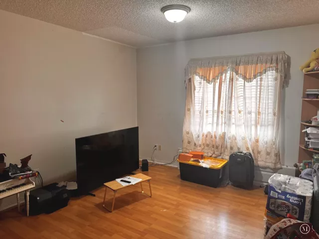 4-bedroom home for sale in Pembroke Pines - 1820 NW 78th Avenue - MondialRealty