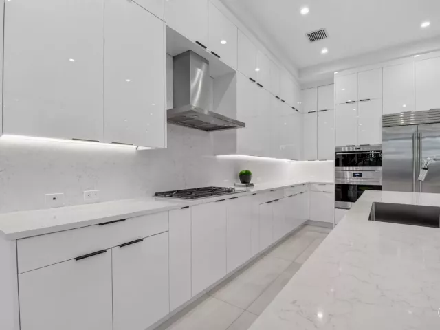 5-bedroom home for rent in Delray Beach - 2232 DELRAY RIDGE Lane - MondialRealty