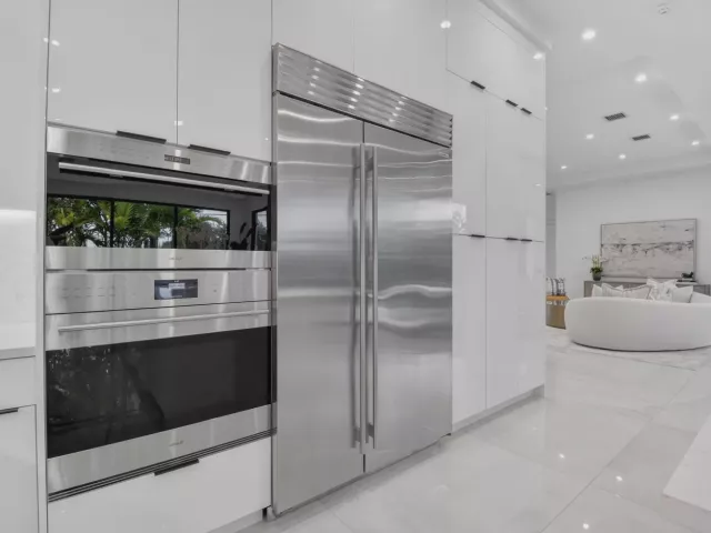 5-bedroom home for rent in Delray Beach - 2232 DELRAY RIDGE Lane - MondialRealty