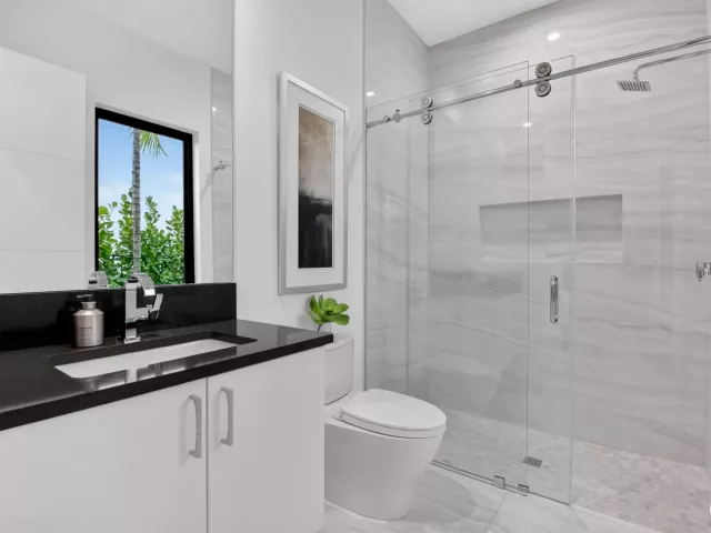 5-bedroom home for rent in Delray Beach - 2232 DELRAY RIDGE Lane - MondialRealty