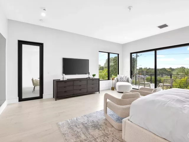 5-bedroom home for rent in Delray Beach - 2232 DELRAY RIDGE Lane - MondialRealty