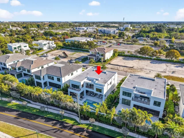 5-bedroom home for rent in Delray Beach - 2232 DELRAY RIDGE Lane - MondialRealty