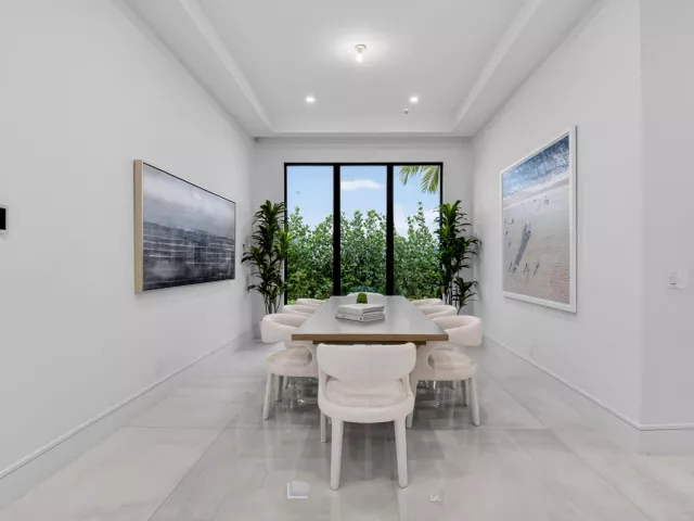 5-bedroom home for rent in Delray Beach - 2232 DELRAY RIDGE Lane - MondialRealty