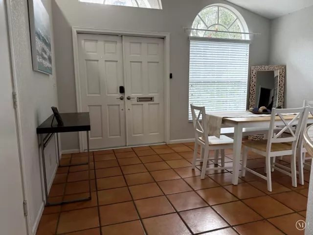 3-bedroom home for rent in Fort Lauderdale - 607 SW 15TH Street - MondialRealty