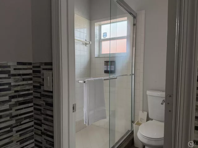 3-bedroom home for rent in Fort Lauderdale - 607 SW 15TH Street - MondialRealty