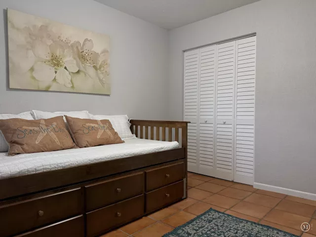 3-bedroom home for rent in Fort Lauderdale - 607 SW 15TH Street - MondialRealty