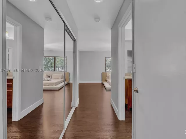 4-bedroom home for sale in Cooper City - 10301 Panama St - MondialRealty