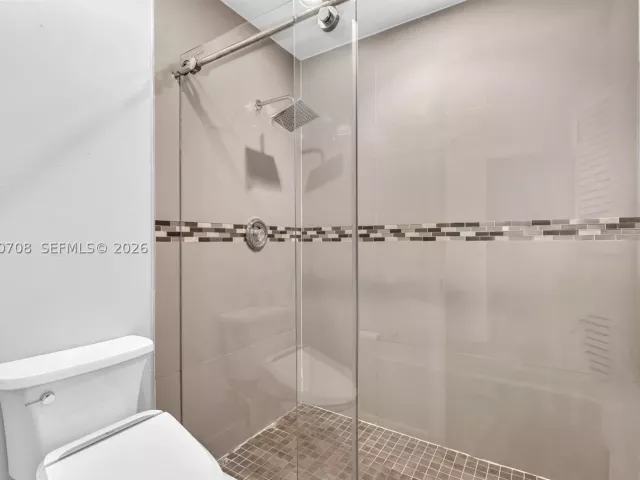 4-bedroom home for sale in Cooper City - 10301 Panama St - MondialRealty