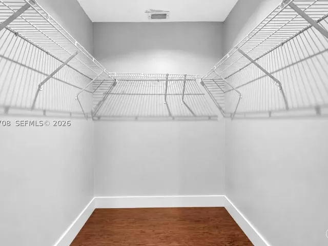 4-bedroom home for sale in Cooper City - 10301 Panama St - MondialRealty