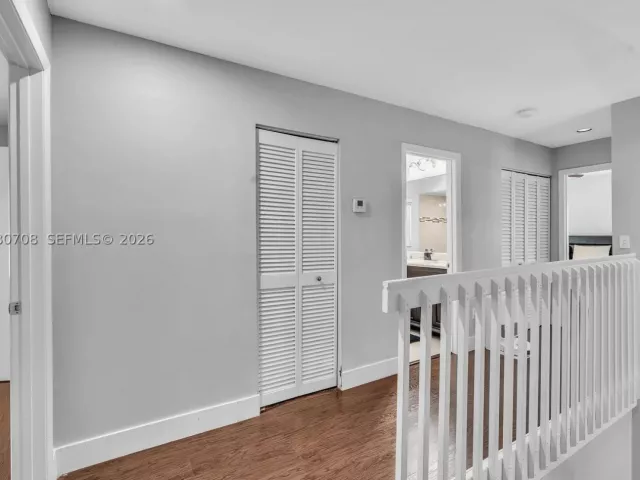 4-bedroom home for sale in Cooper City - 10301 Panama St - MondialRealty