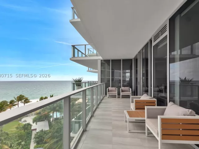 1-bedroom condo for rent in Fort Lauderdale - 2200 N Ocean Blvd S605 - MondialRealty