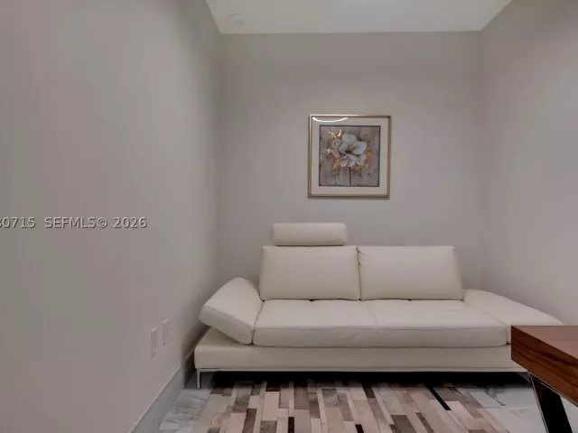 1-bedroom condo for rent in Fort Lauderdale - 2200 N Ocean Blvd S605 - MondialRealty