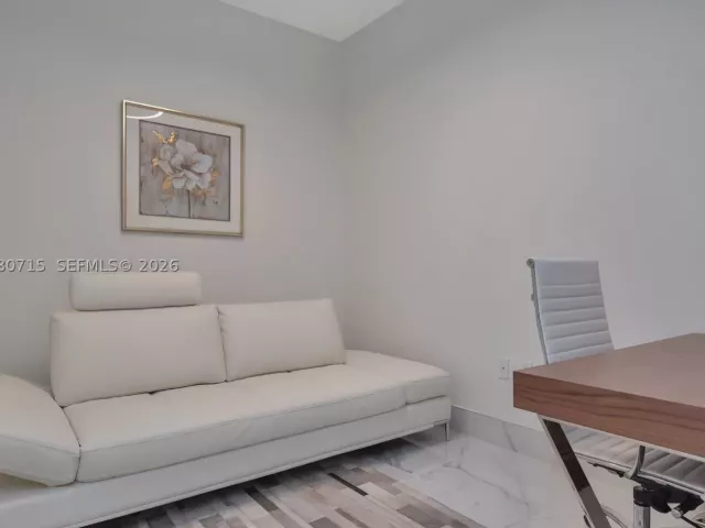 1-bedroom condo for rent in Fort Lauderdale - 2200 N Ocean Blvd S605 - MondialRealty
