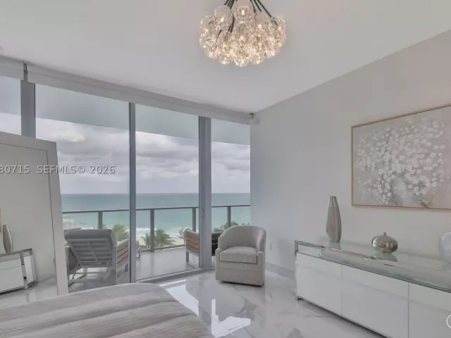 1-bedroom condo for rent in Fort Lauderdale - 2200 N Ocean Blvd S605 - MondialRealty