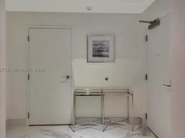 1-bedroom condo for rent in Fort Lauderdale - 2200 N Ocean Blvd S605 - MondialRealty