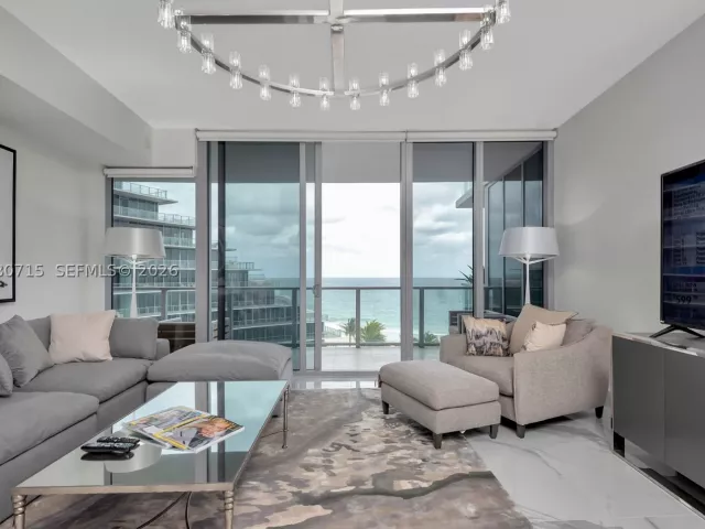 1-bedroom condo for rent in Fort Lauderdale - 2200 N Ocean Blvd S605 - MondialRealty