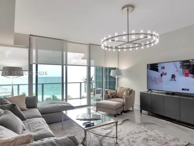 1-bedroom condo for rent in Fort Lauderdale - 2200 N Ocean Blvd S605 - MondialRealty