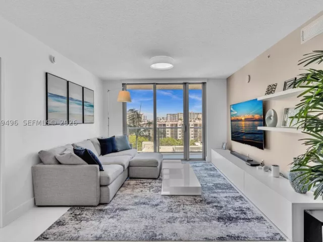 3-bedroom condo for sale in Sunny Isles Beach - 300 Sunny Isles Blvd 4-805 - MondialRealty