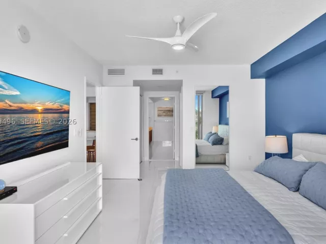 3-bedroom condo for sale in Sunny Isles Beach - 300 Sunny Isles Blvd 4-805 - MondialRealty