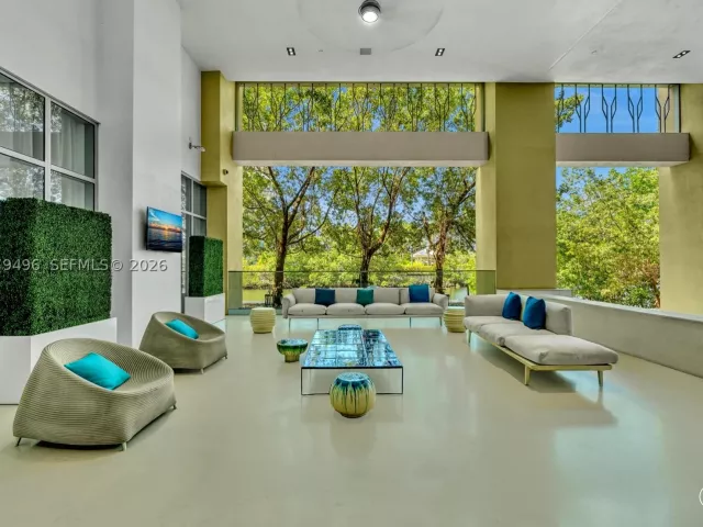3-bedroom condo for sale in Sunny Isles Beach - 300 Sunny Isles Blvd 4-805 - MondialRealty