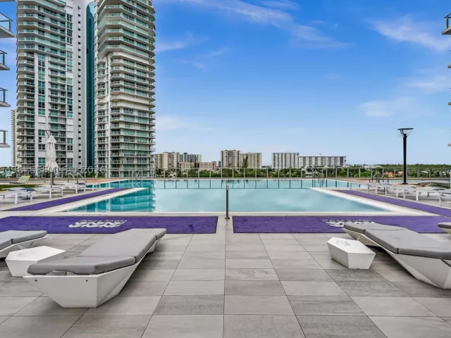 3-bedroom condo for sale in Sunny Isles Beach - 300 Sunny Isles Blvd 4-805 - MondialRealty