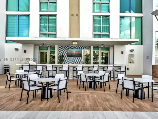3-bedroom condo for sale in Sunny Isles Beach - 300 Sunny Isles Blvd 4-805 - MondialRealty