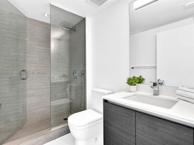 3-bedroom condo for sale in Sunny Isles Beach - 300 Sunny Isles Blvd 4-805 - MondialRealty