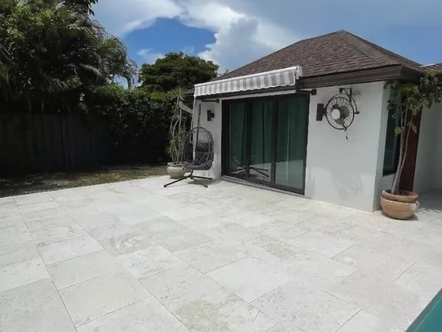 4-bedroom home for rent in Boca Raton - 336 NE 28th Terrace - MondialRealty