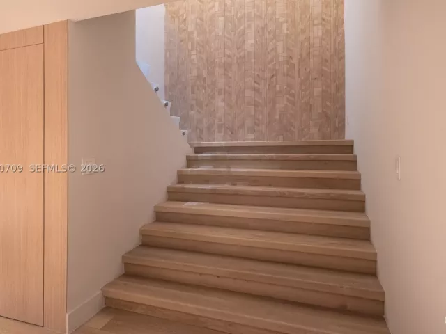 5-bedroom condo for rent in Miami - 465 Brickell Ave PH5701 - MondialRealty