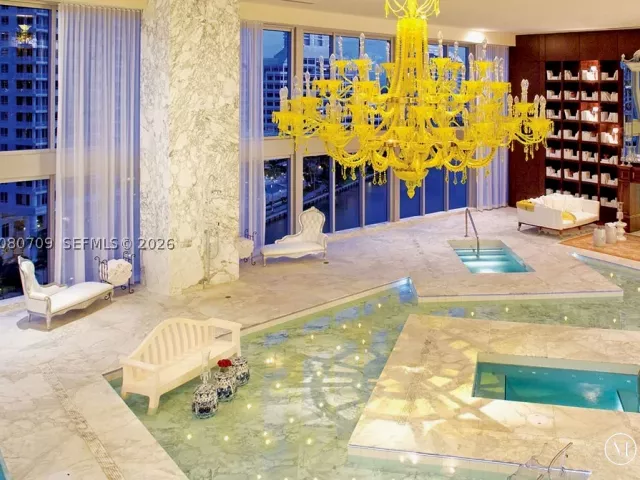 5-bedroom condo for rent in Miami - 465 Brickell Ave PH5701 - MondialRealty