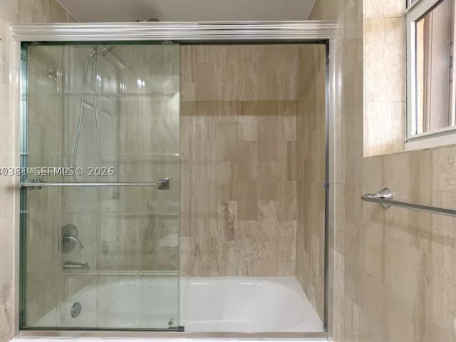 2-bedroom condo for sale in Sunny Isles Beach - 210 174th St 1201 - MondialRealty