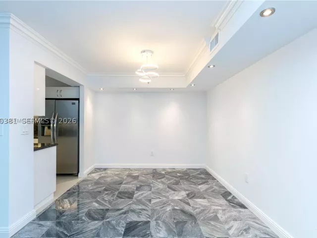 2-bedroom condo for sale in Sunny Isles Beach - 210 174th St 1201 - MondialRealty