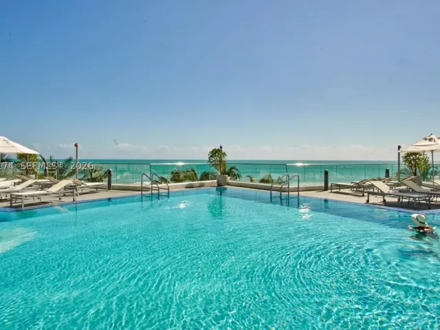 1-bedroom condo for rent in Sunny Isles Beach - 17001 Collins Ave 1903 - MondialRealty