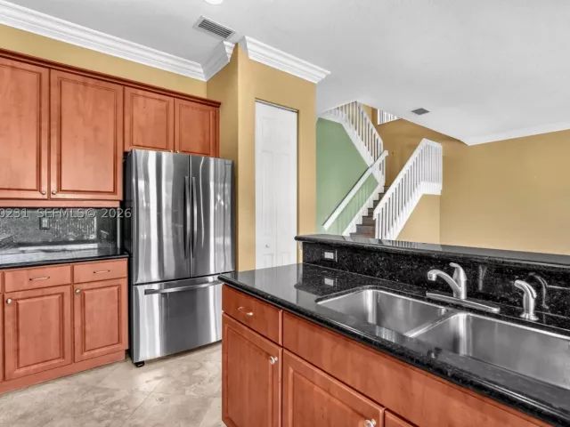 5-bedroom home for sale in West Palm Beach - 9345 Madewood Ct - MondialRealty
