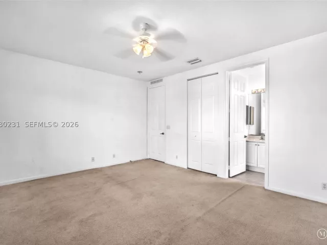 5-bedroom home for sale in West Palm Beach - 9345 Madewood Ct - MondialRealty
