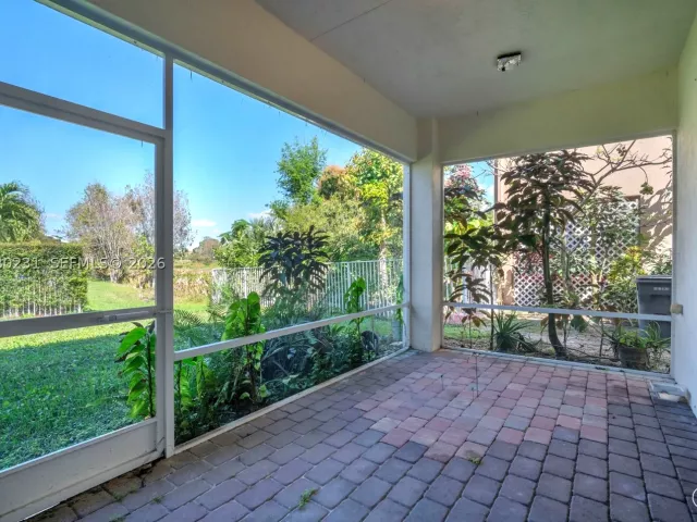 5-bedroom home for sale in West Palm Beach - 9345 Madewood Ct - MondialRealty