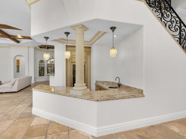 6-bedroom home for rent in Boca Raton - 248 W Alexander Palm Road - MondialRealty