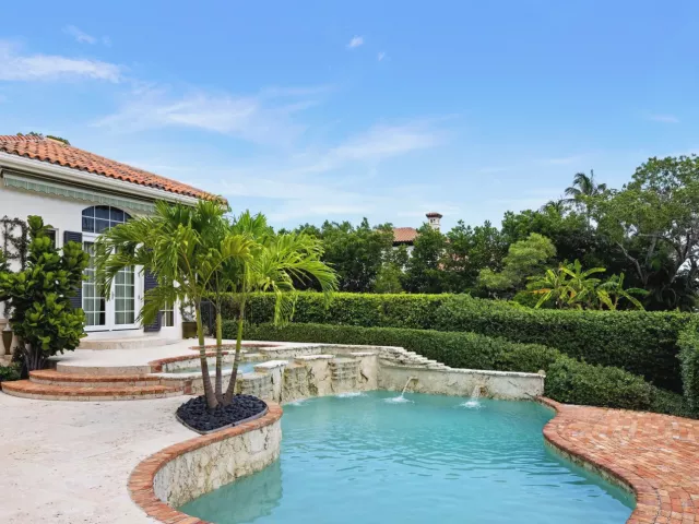 6-bedroom home for rent in Boca Raton - 248 W Alexander Palm Road - MondialRealty