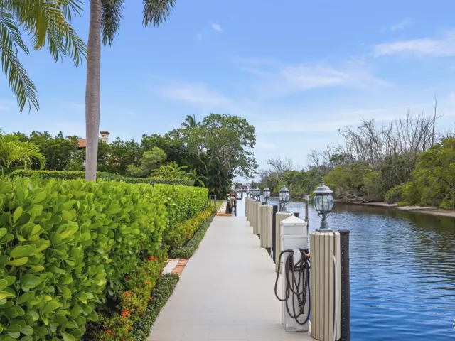 6-bedroom home for rent in Boca Raton - 248 W Alexander Palm Road - MondialRealty