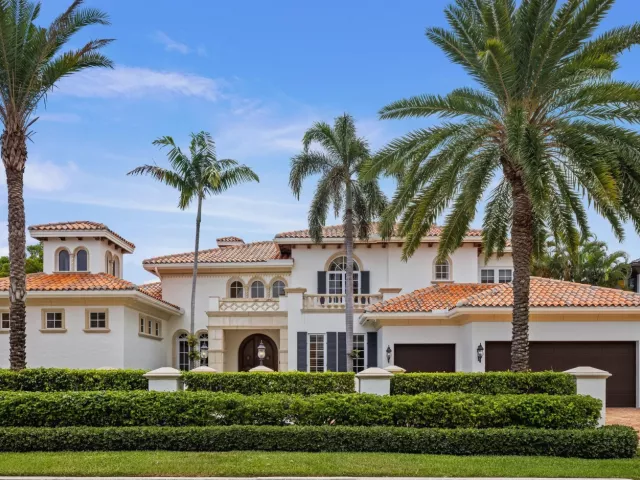 6-bedroom home for rent in Boca Raton - 248 W Alexander Palm Road - MondialRealty