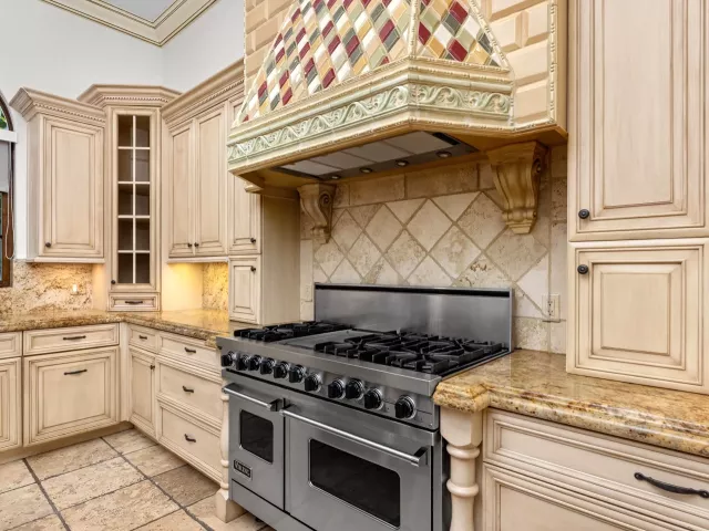 6-bedroom home for rent in Boca Raton - 248 W Alexander Palm Road - MondialRealty