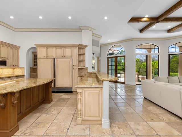 6-bedroom home for rent in Boca Raton - 248 W Alexander Palm Road - MondialRealty