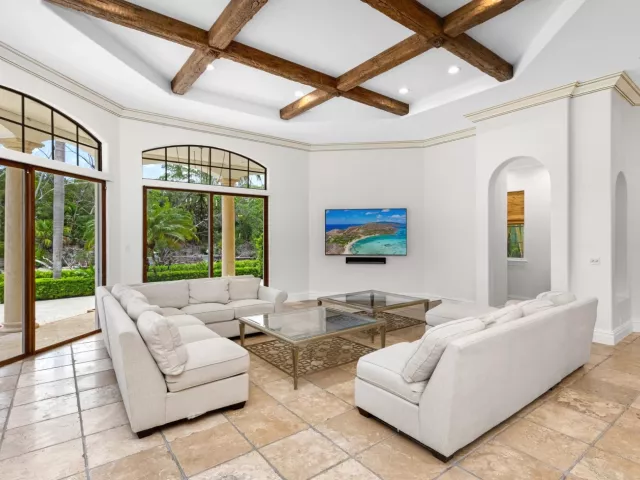 6-bedroom home for rent in Boca Raton - 248 W Alexander Palm Road - MondialRealty