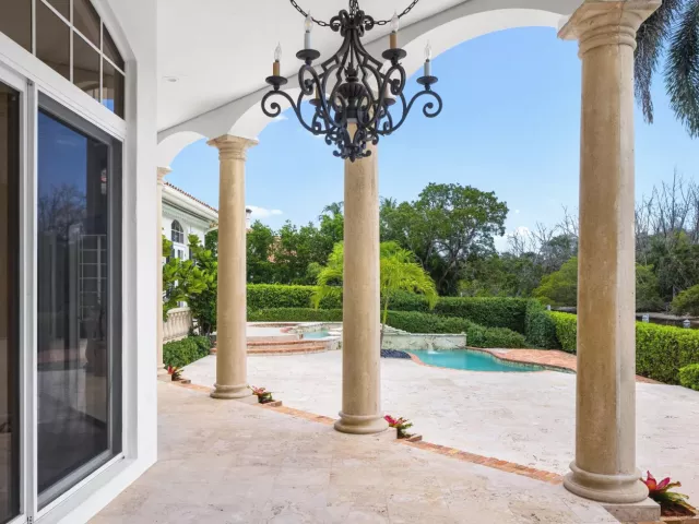 6-bedroom home for rent in Boca Raton - 248 W Alexander Palm Road - MondialRealty