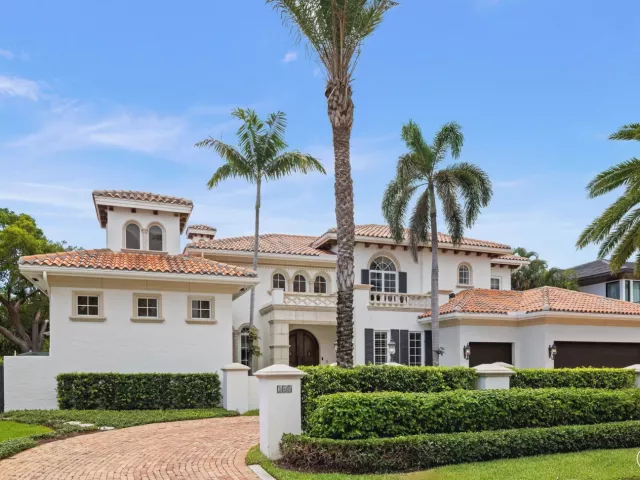 6-bedroom home for rent in Boca Raton - 248 W Alexander Palm Road - MondialRealty