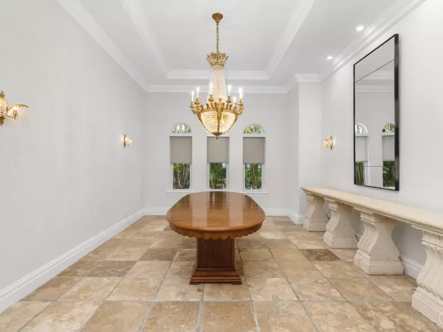 6-bedroom home for rent in Boca Raton - 248 W Alexander Palm Road - MondialRealty