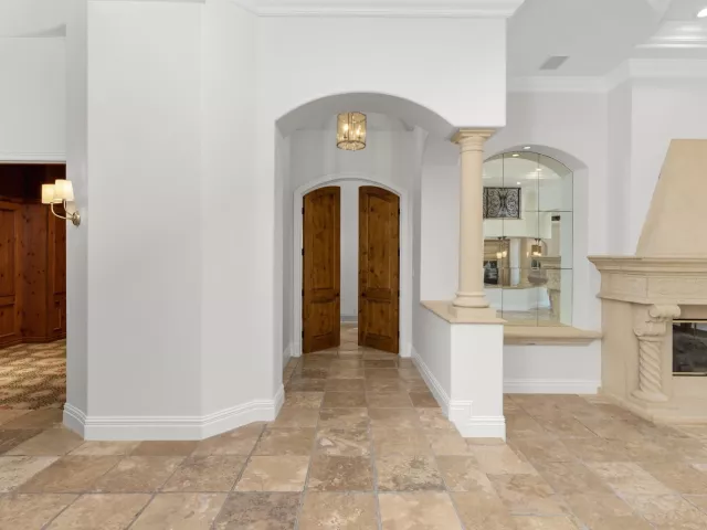 6-bedroom home for rent in Boca Raton - 248 W Alexander Palm Road - MondialRealty