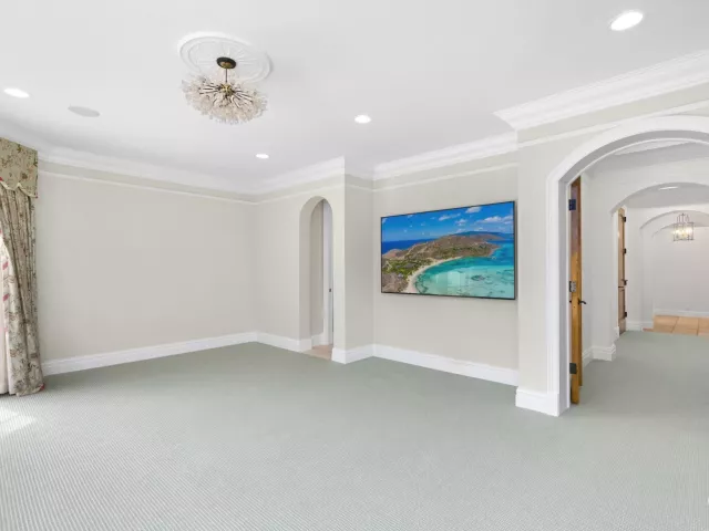 6-bedroom home for rent in Boca Raton - 248 W Alexander Palm Road - MondialRealty